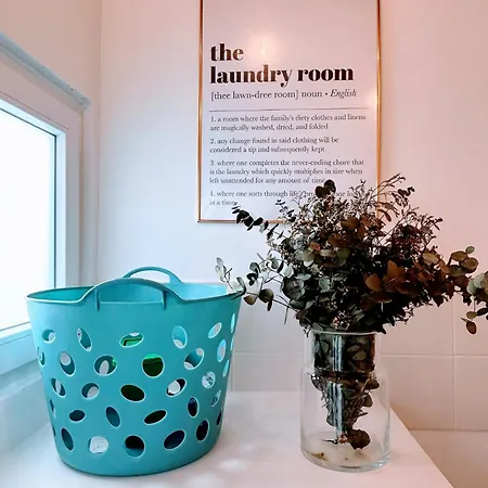 Sunny & Charming Historical Center House