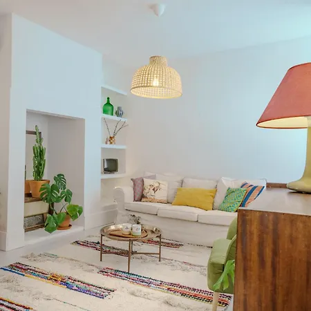 Sunny & Charming Historical Center House Holiday home *