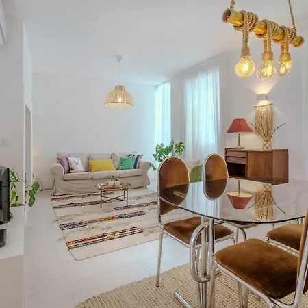 Holiday home Sunny & Charming Historical Center House