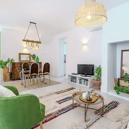 Sunny & Charming Historical Center House Holiday home