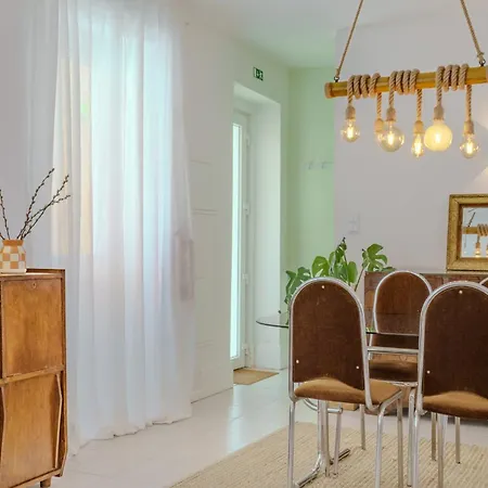 Sunny & Charming Historical Center House Holiday home *