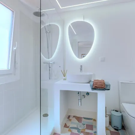 Sunny & Charming Historical Center House Holiday home
