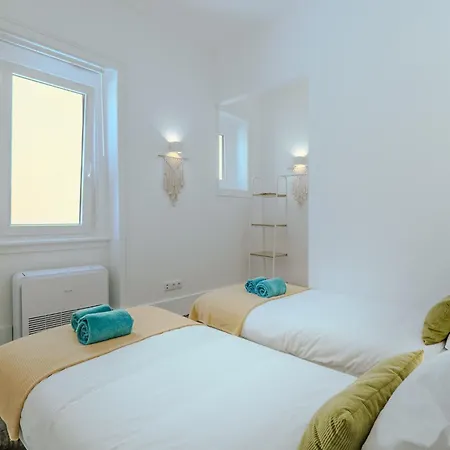 Sunny & Charming Historical Center House