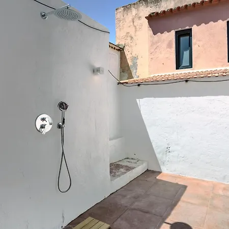 Holiday home Sunny & Charming Historical Center House Oeiras